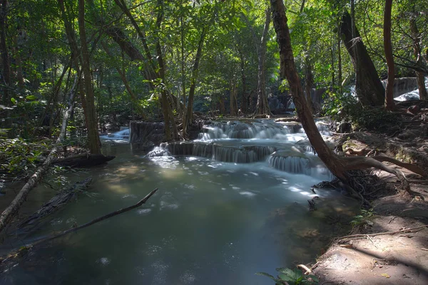 Huai Mae Khamin Waterfall Thaiföldön Kanchanaburi Tartomány — Stock Fotó