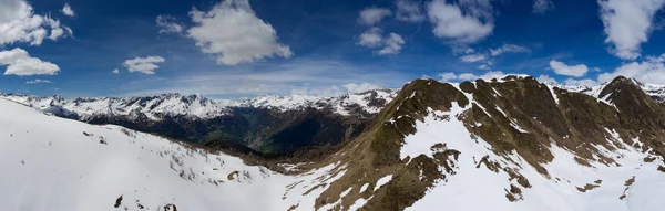 Vista Panorámica Aérea Las Montañas Nevadas Primavera Suiza Alpes — Foto de Stock