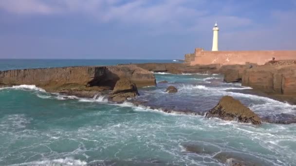 Faro en la ciudad de Rabat, Marruecos — Vídeos de Stock