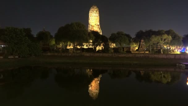 Wat Phra Ram Temple at night in Ayuthaya — Stock Video