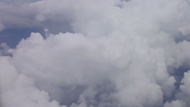 Vista aérea sobre nubes de tormenta — Vídeo de stock