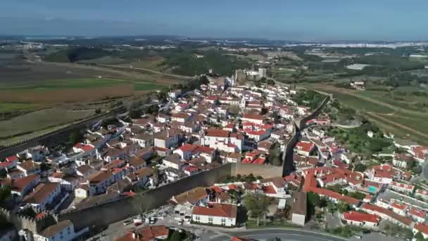 Aerial Körül Kilátás Középkori Város Obidos Fallal Erődítménnyel Portugália — Stock videók