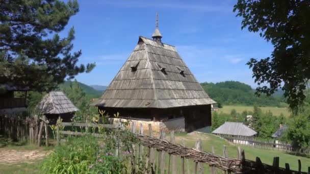 Starý Dům Etnické Obci Sirogojno Okolí Zlatiboru Srbsko — Stock video