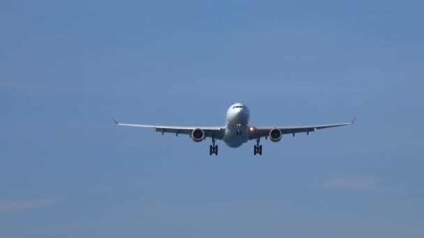 Phuket Tajlandia Circa Jan 2018 Samolot Pasażerski Przed Lądowaniem Rano — Wideo stockowe