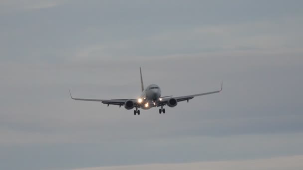 Phuket Tailandia Circa Ene 2018 Avión Pasajeros Sube Después Del — Vídeo de stock