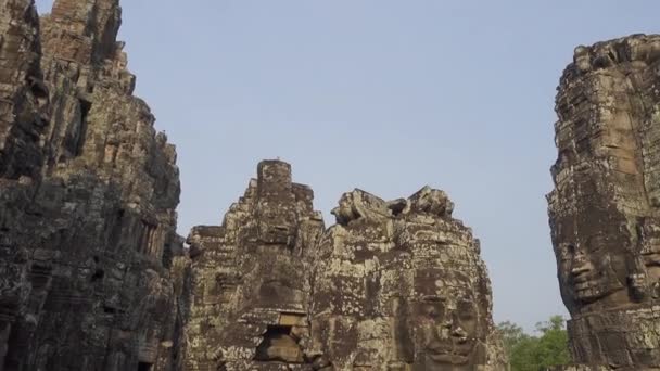 Siem Reap Cambodia Circa Jan 2017 Giant Stone Faces Bayon — Stockvideo