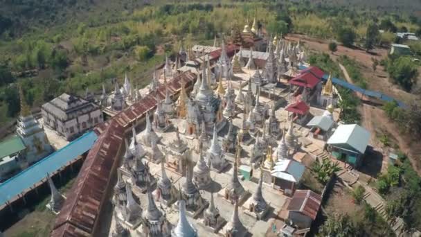 Vista Aérea Shwe Inn Thein Paya Templo Complexo Perto Inle — Vídeo de Stock