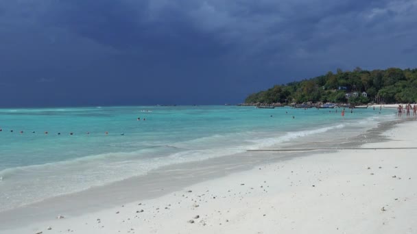 Landscape White Sandy Beach Background Stormy Sky Koh Lipe Island — Stock Video