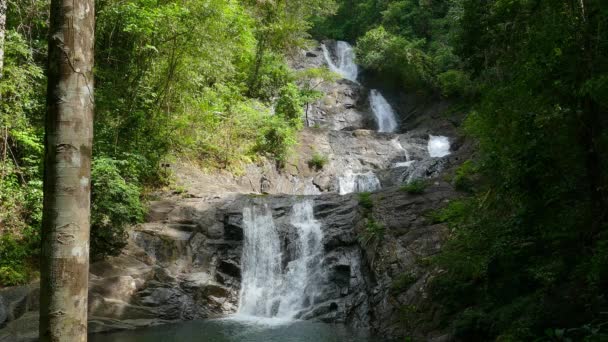 Cascada Khao Lampi Parque Nacional Hat Thai Mueang Tailandia — Vídeo de stock