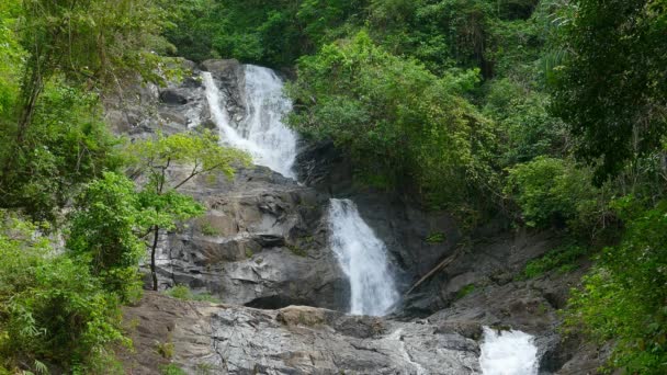 Водопад Кхао Лампи Тайском Национальном Парке Муанг Таиланд — стоковое видео