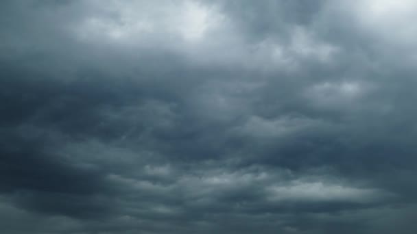 Donkere Storm Wolken Bewegen Snel Timelapse — Stockvideo