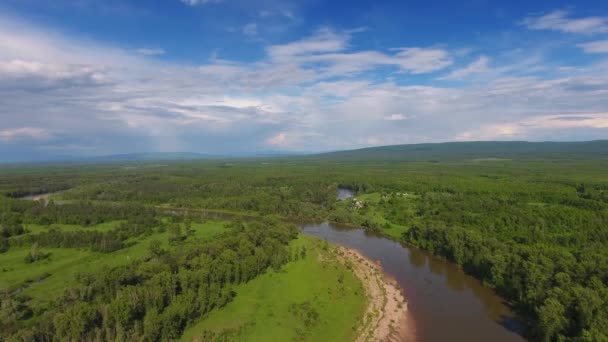 Paisagem Aérea Com Pequeno Rio Sim Sinuoso Rússia — Vídeo de Stock