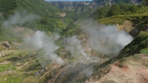 Sources Thermales Fumerolles Dans Célèbre Vallée Geysers Péninsule Kamchatka Russie — Video