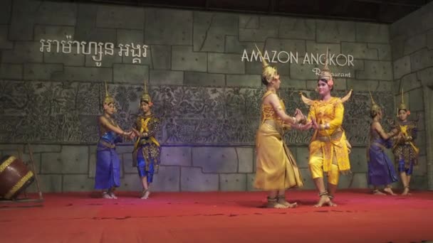 Siem Reap Cambodia Circa Feb 2016 Danseurs Classiques Khmers Costume — Video