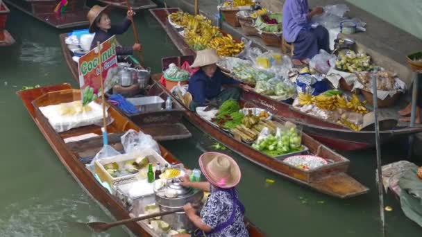 Bangkok Thailand Circa Jan 2017 Damnoen Saduak Schwimmender Markt Einheimische — Stockvideo