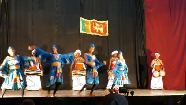 Kandy Sri Lanka Marzo 2015 Bailarines Sri Lanka Con Trajes — Vídeo de stock