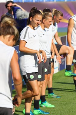 Kiev, Ukrayna - 23 Mayıs 2018: Vfl Wolfsburg oyuncular eğitimden önce Olympique Lyonnais Valeriy Lobanovskiy Stadyumu'nda karşı Uefa Kadınlar Şampiyonlar Ligi Final 2018 oyun sırasında eylem 