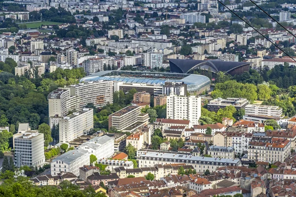 Luftaufnahme Der Altstadt Von Grenoble Stade Des Alpes Hintergrund Auvergne — Stockfoto