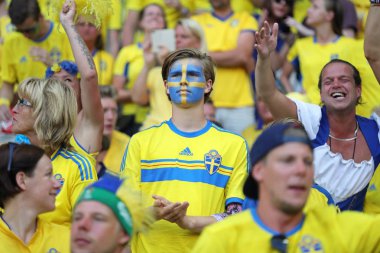 Nice, Fransa - 22 Haziran 2016: İsveç hayranları Uefa Euro 2016 oyun İsveç v Allianz Riviera Stade de Nice, Nice, Fransa, Belçika sırasında verdikleri desteği göstermek