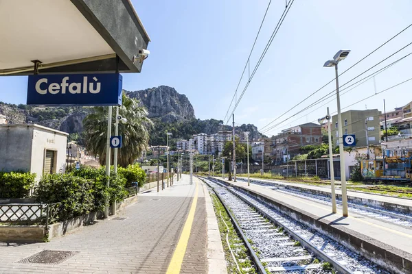 Cefalu Ιταλία Μαΐου 2018 Cefalu Σιδηροδρομικό Σταθμό Stazione Σιδηροδρόμων Cefalu — Φωτογραφία Αρχείου