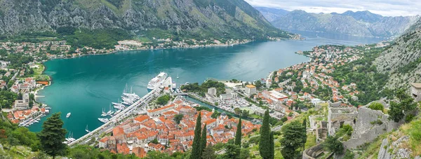 Panoramiczny Widok Lotu Ptaka Zatokę Kotorską Boka Kotorska Miasto Kotor — Zdjęcie stockowe