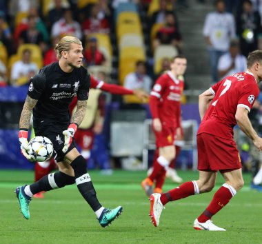 Kiev, Ukrayna - 26 Mayıs 2018: Kaleci Loris Karius Liverpool karşı Milli Güvenlik Olimpiyskiy Stadyumu'nda Real Madrid Uefa Şampiyonlar Ligi Final 2018 oyun sırasında eylem. KaRiuS 3 gol kaçırdı