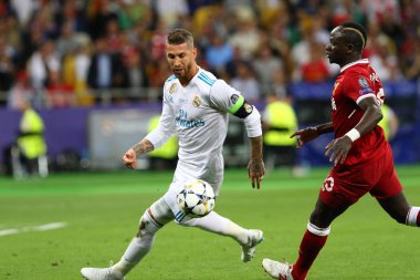 Kiev, Ukrayna - 26 Mayıs 2018: Sergio Ramos, Real Madrid (L) eylem Liverpool Milli Güvenlik Olimpiyskiy Stadyumu'nda karşı Uefa Şampiyonlar Ligi Final 2018 oyun sırasında. Fenerbahçe 3-1 kazandı