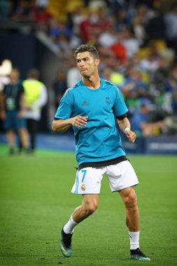 Kiev, Ukrayna - 26 Mayıs 2018: Cristiano Ronaldo Real Madrid Uefa Şampiyonlar Ligi Final 2018 oyun Liverpool Kiev Milli Güvenlik Olimpiyskiy Stadyumu'nda karşı daha önce eğitim oturumu sırasında eylem