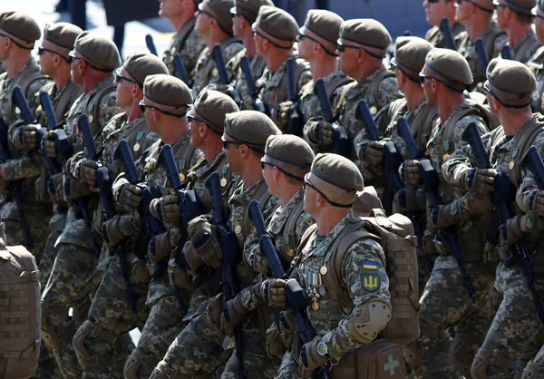 Kiev Oekraïne Augustus 2018 Oekraïense Soldaten Nemen Deel Aan Militaire — Stockfoto