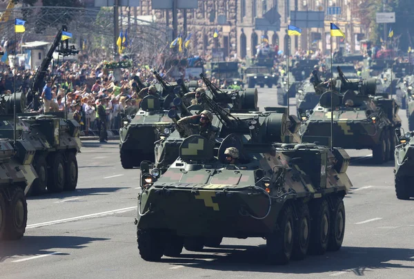 Kijów Ukraina Sierpień 2018 Sprzętu Wojskowego Sił Zbrojnych Ukrainy Ruchów — Zdjęcie stockowe