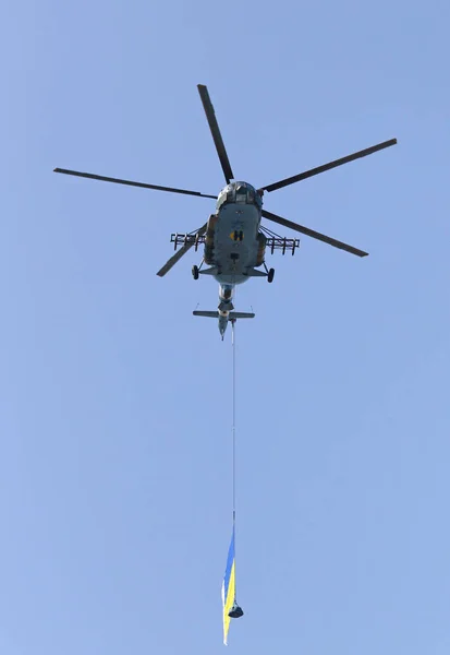 Kiev Oekraïne Augustus 2018 Oekraïense Militaire Helikopters Vliegen Het Onafhankelijkheidsplein — Stockfoto