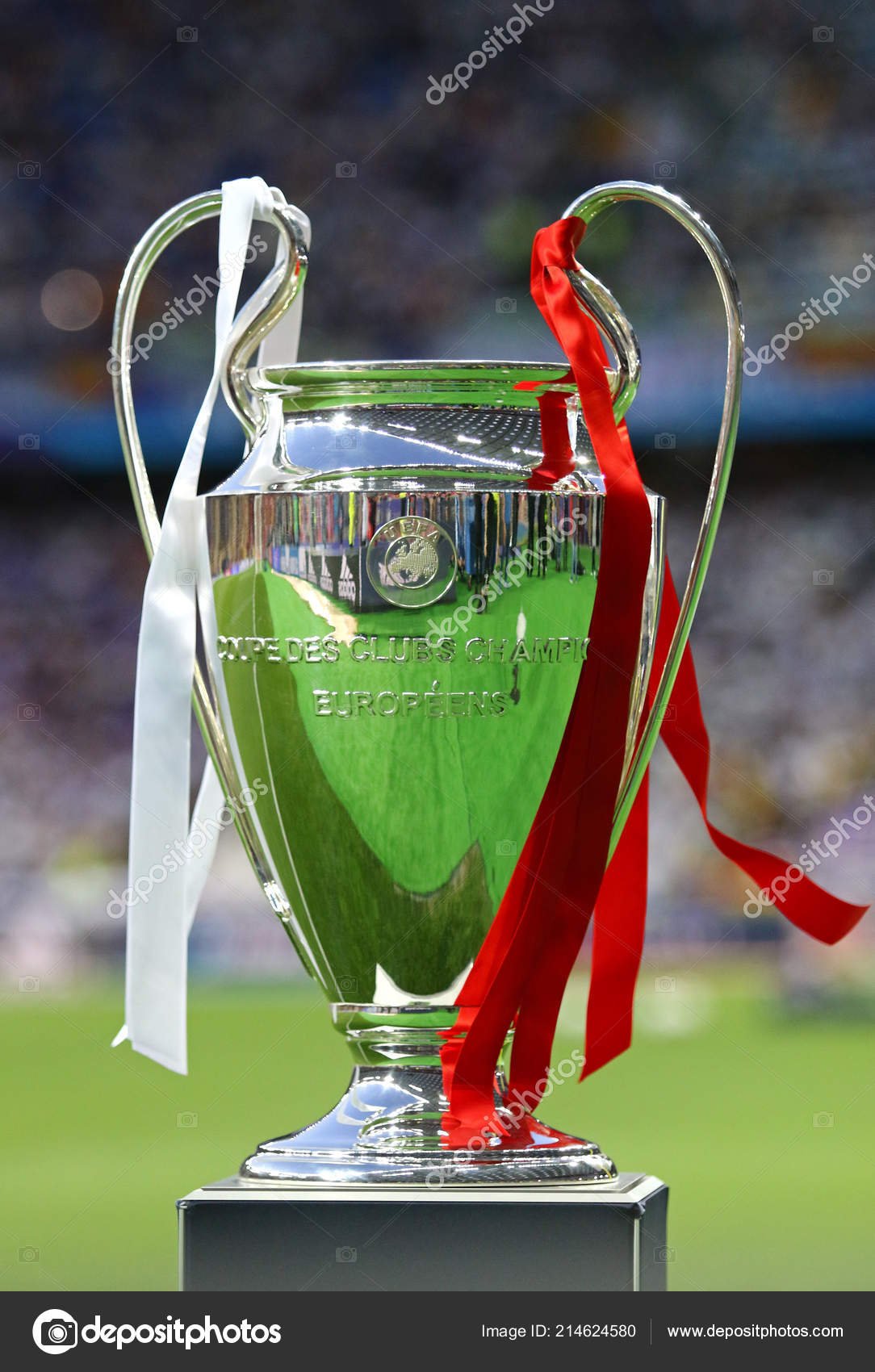 Kyiv Ukraine May 18 Uefa Champions League Trophy Cup Presents Stock Editorial Photo C Katatonia