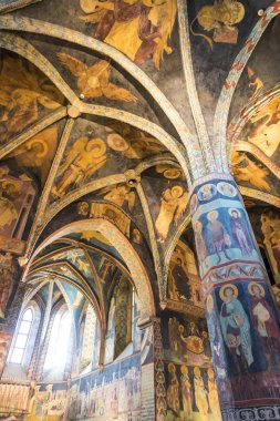 Lublin, Polonya - 16 Ocak 2018: Şapel Holy Trinity, Lublin, iç. Kilisenin büyük ihtimalle 14 yüzyılda inşa edilmiş ve Gotik tarzda 1407 içinde yeniden inşa edildi