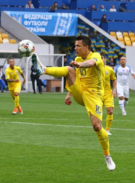 Lviv Ukraine September 2018 Yevhen Konoplyanka Ukraine Controls Ball Uefa — Stock Photo, Image