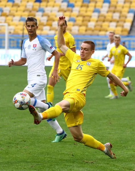 利沃夫 乌克兰 2018年9月9日 乌克兰的维克多 Tsygankov 在欧洲联盟联赛对阵斯洛伐克竞技场利沃夫体育场在利沃夫的行动 乌克兰1 — 图库照片