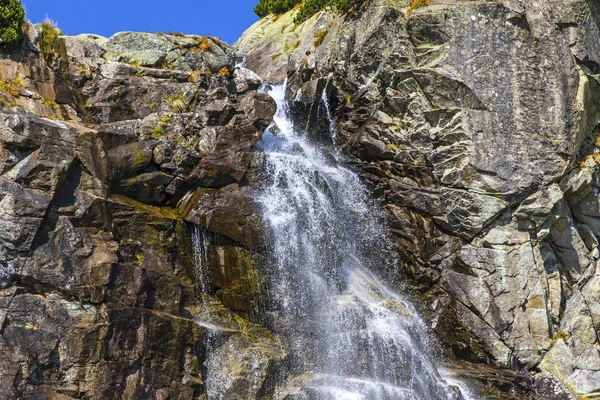 Senderismo Las Altas Montañas Tatras Vysoke Tatry Eslovaquia Cascada Skok —  Fotos de Stock