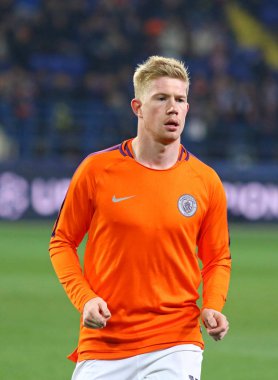 Kharkiv, Ukrayna - 23 Ekim 2018: Kevin De Bruyne Manchester City Uefa Şampiyonlar Ligi oyun öncesi eğitim oturumu sırasında Shakhtar Donetsk karşı Osk Metalist Kharkiv stadyumda çalışır