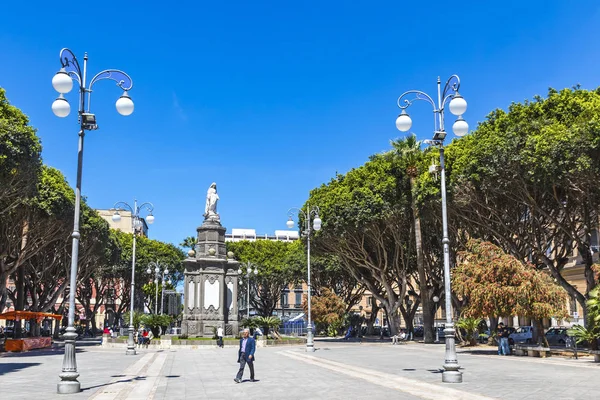 Κάλιαρι Ιταλία Απριλίου 2016 Piazza Del Carmine Σημαντική Πλατεία Στην — Φωτογραφία Αρχείου