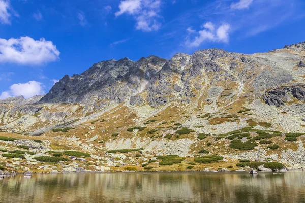 Piesze Wycieczki Tatrach Wysokich Vysoke Tatry Słowacja Jezioro Nad Wodospad — Zdjęcie stockowe