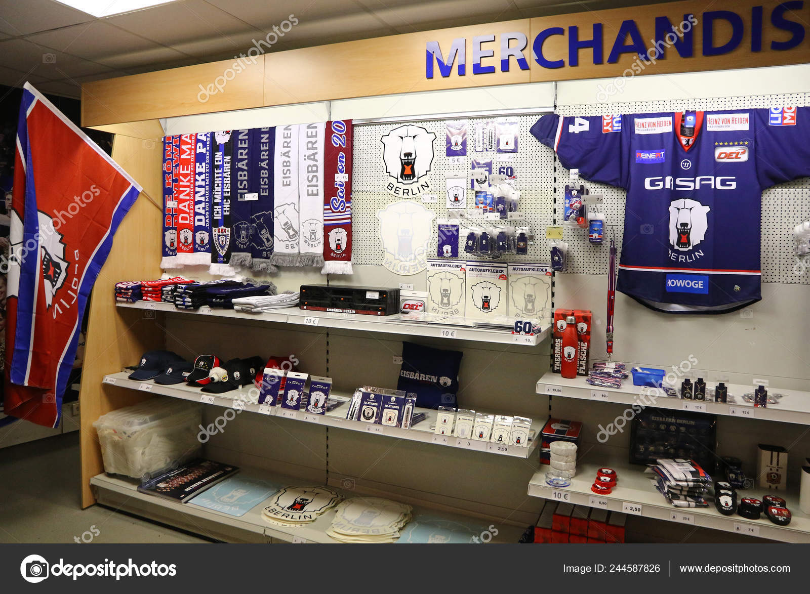 Berlin Allemagne Septembre 2017 Boutique Officielle Eisbaren Berlin Team Store Photo Editoriale C Katatonia82 244587826