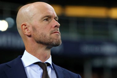 Kiev, Ukrayna - 28 Ağustos 2018: Afc Ajax Yöneticisi Erik Ten Hag Fc Dinamo Kiev Kiev, Ukrayna Milli Güvenlik Olimpiyskyi Stadyumu'nda karşı Uefa Şampiyonlar Ligi play-off oyun sırasında görünüyor