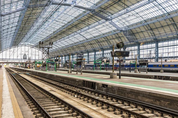 ボルドー ジャン ボルドー市の主な鉄道駅 Gare Sncf のボルドー フランス 2017 プラットフォーム 1898 — ストック写真
