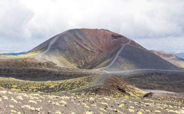 Krater Silvestri Inferiori (1886 m) Etna Dağı, Sicilya, İtalya