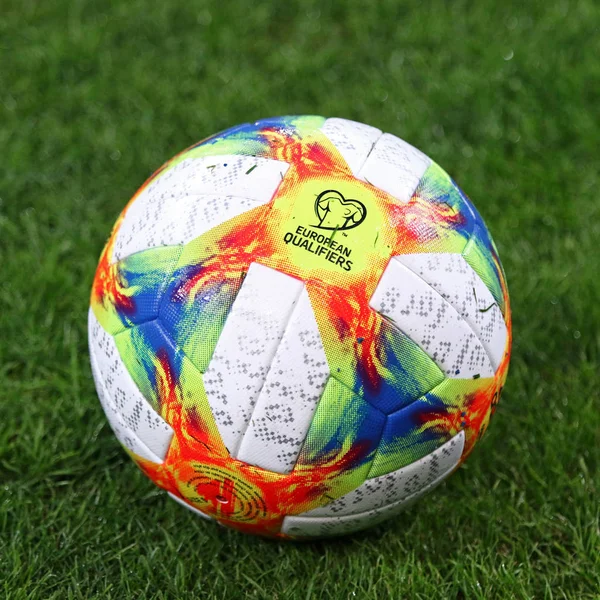 Qualifiers ufficiali UEFA EURO-2020 match ball — Foto Stock