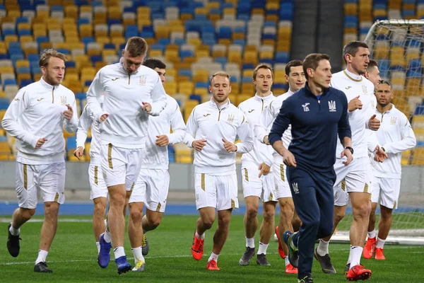 Session de formation de l'équipe nationale ukrainienne de football à Kiev, Ukra — Photo