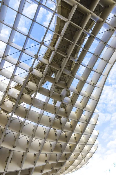 Metropol Parasol trä struktur i Sevilla, Andalusien, Spanien — Stockfoto