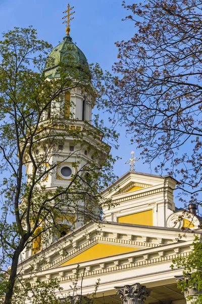 Catedral Católica Grega na cidade de Uzhhorod, Ucrânia — Fotografia de Stock