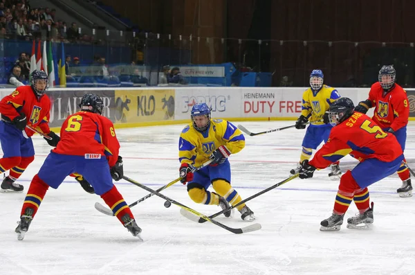 IIHF 2018 ijshockey U18 Wereldkampioenschap div 1B — Stockfoto