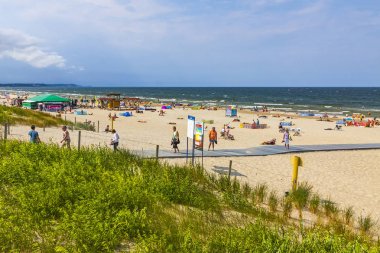 Swinoujscie Usedom adasında Baltık deniz plajı, Polonya