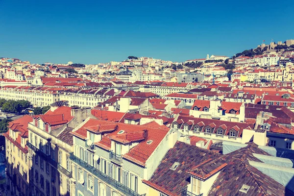 Flygfoto över Lissabons gamla stad, Portugal — Stockfoto